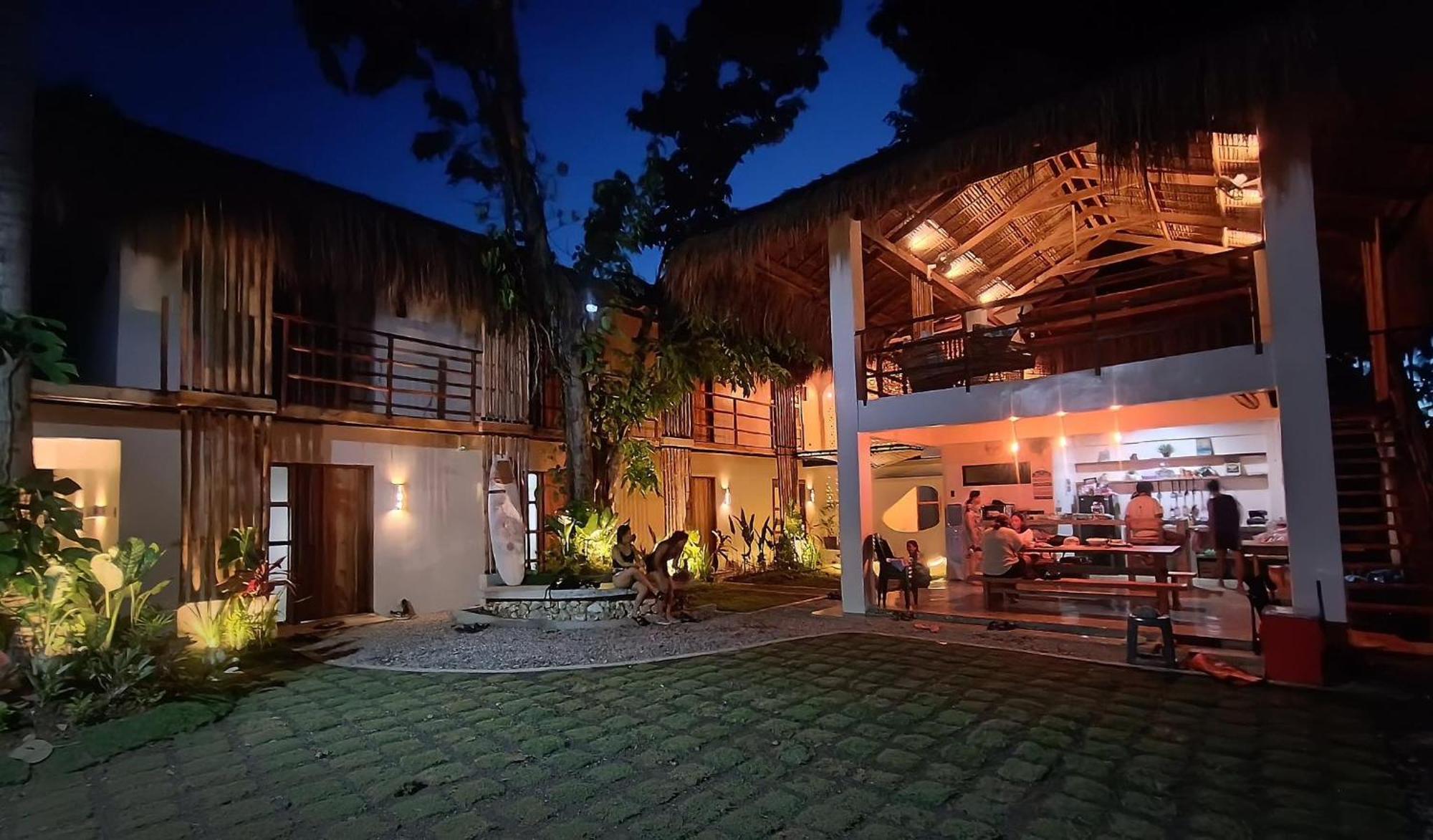 Hostel Casavia Siargao Catangnan Exterior foto